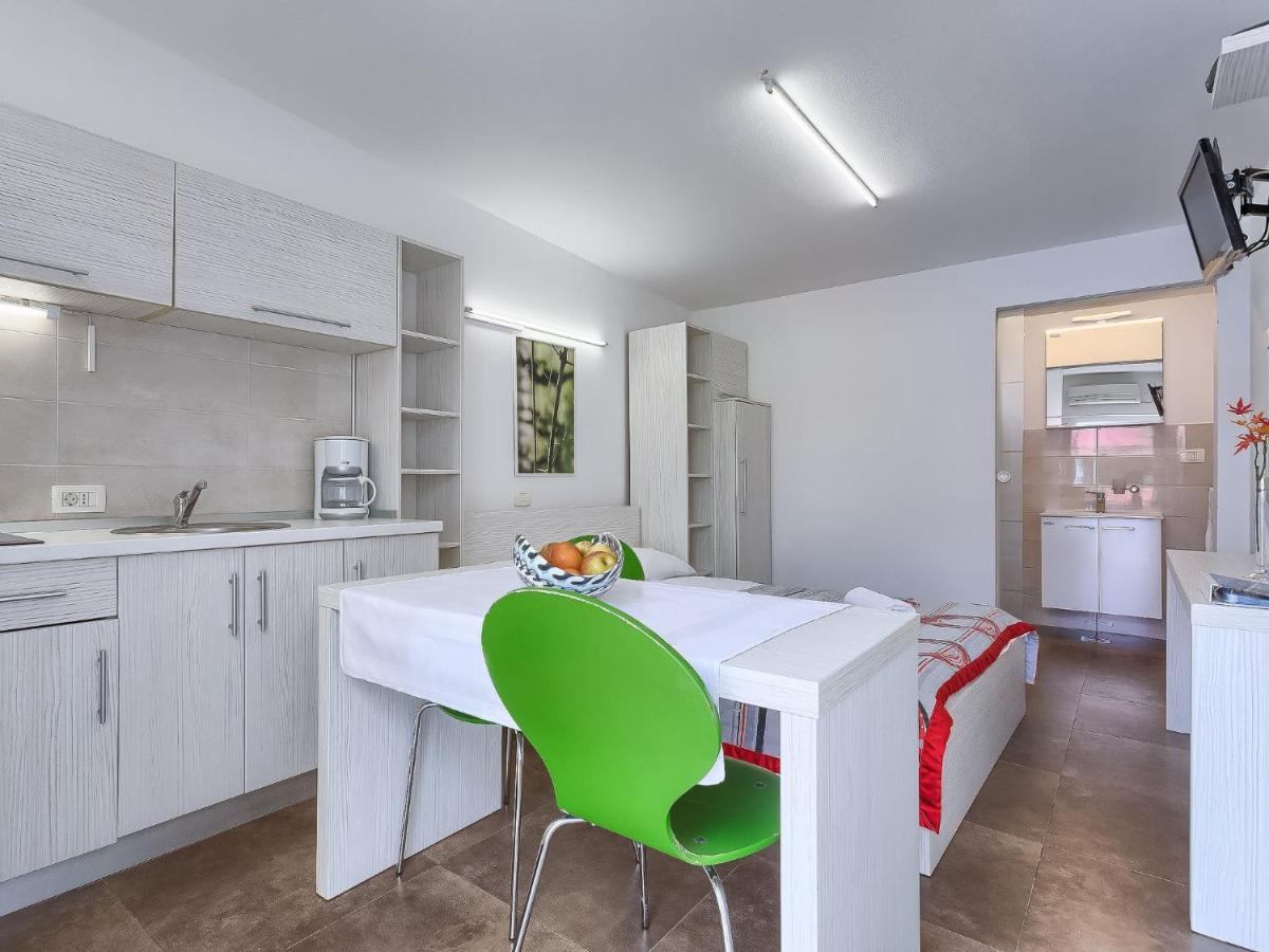 Apartment Nika-10 By Interhome أوماغ المظهر الخارجي الصورة